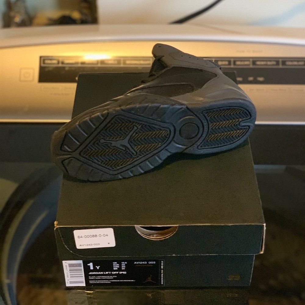 Air Jordan Lift Off (PS)